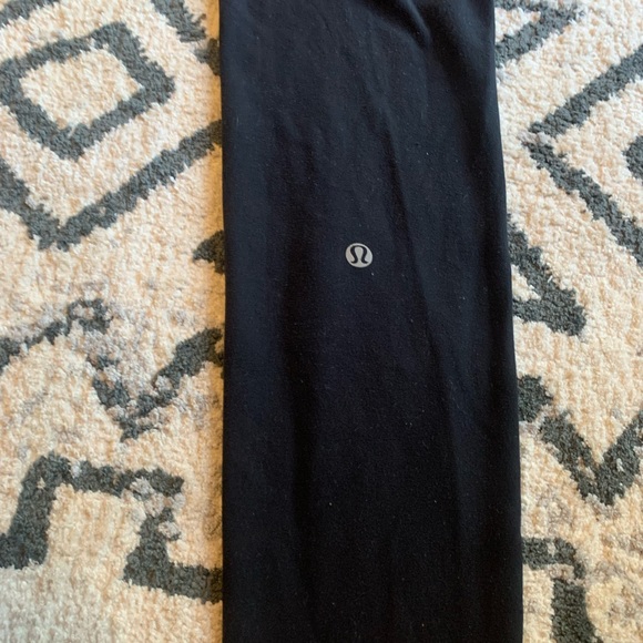 Lululemon black tights - Picture 3 of 3